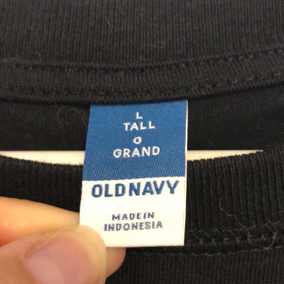 Old Navy black/Love long sleeve tee - Picture 4 of 5